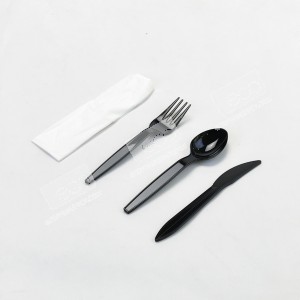 ชุดช้อน+ส้อม+มีด+ทิชชู่ PSสีดำ แพ็คในซองพลาสติก (OR)(50ชุด/แพค)